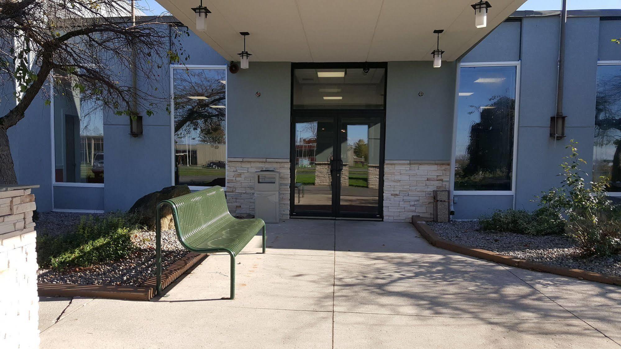 Hotel Oriskany Exterior photo